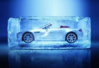 Risultati immagini per frozen aston martin