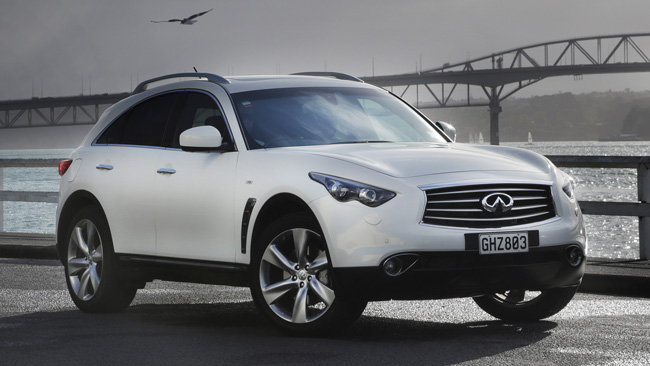 Infiniti FX and M35h review  first drive  CarsGuide