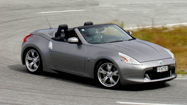 Nissan z370 review