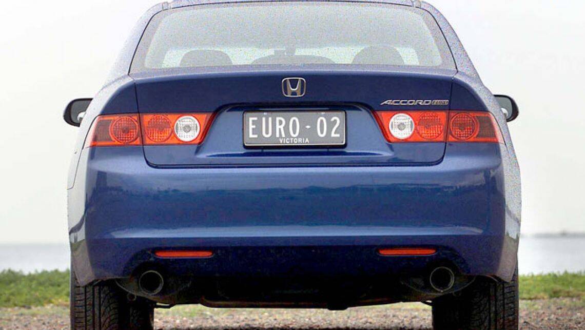 2003 Honda accord euro luxury review #6