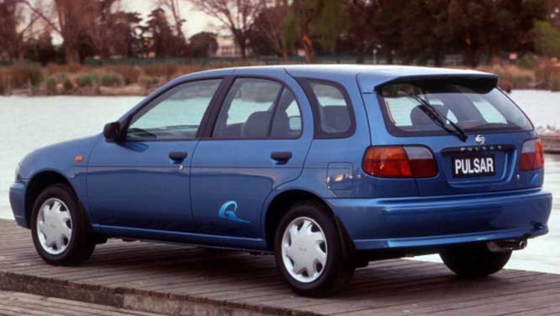 Car nissan pulsar used