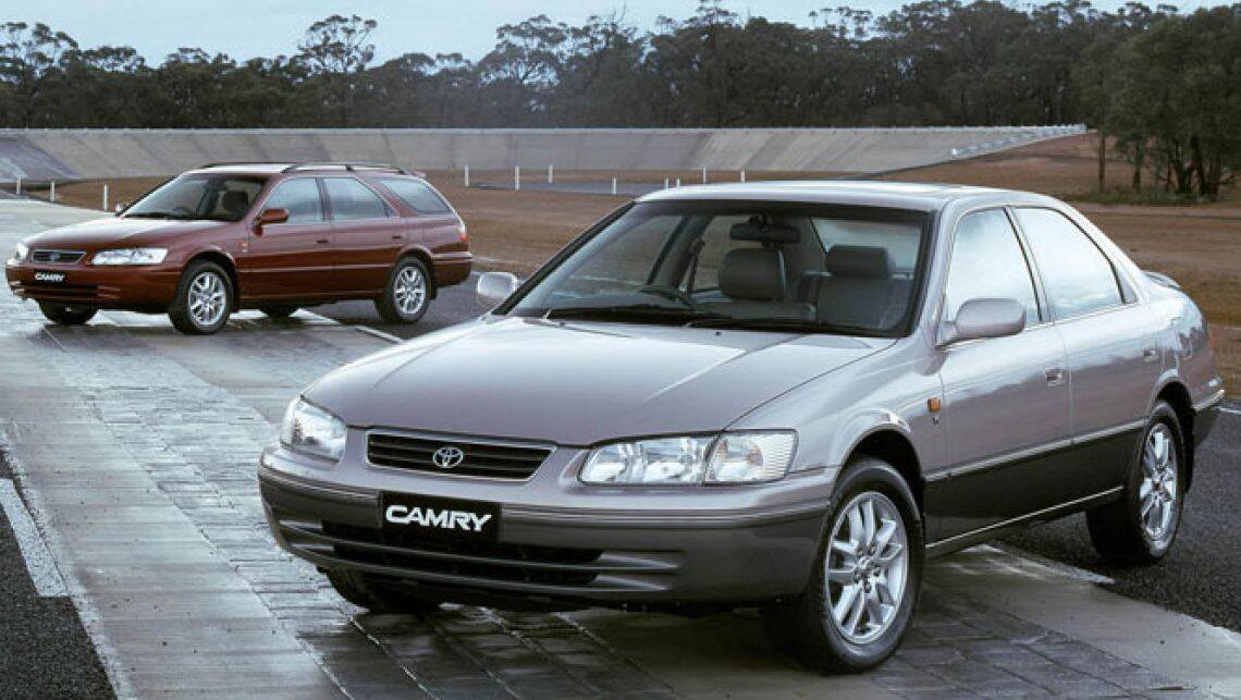 2001 toyota camry wagon review #2