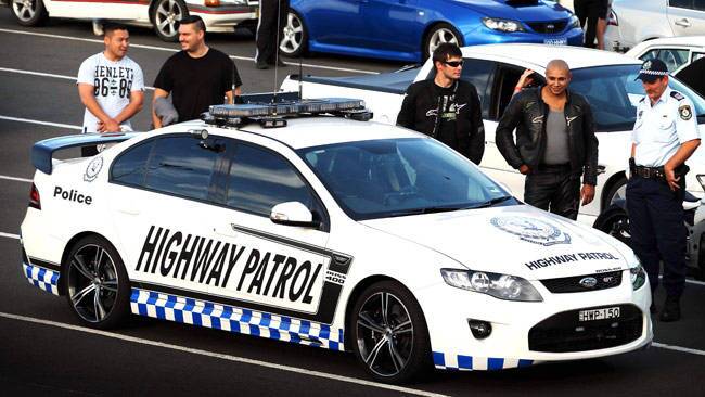Ford falcon australia police #10