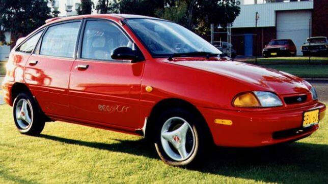 Ford-Eco-Sport-Festiva-1996-2.jpg