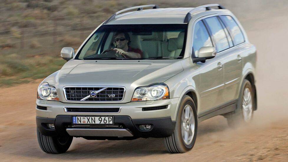 Compare volvo xc90 and ford explorer #1