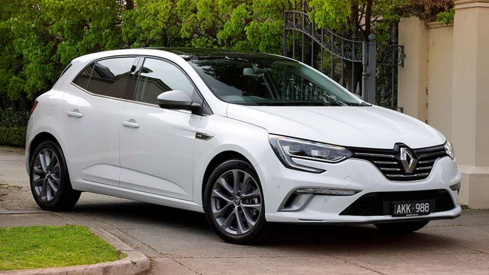 Renault Megane GT Line white 2016 hatchback (1)